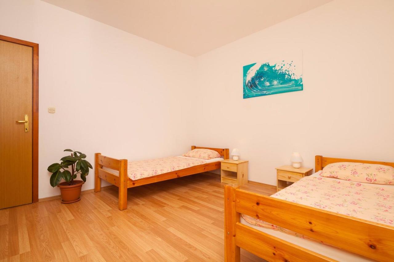 Spacious Apartment With Parking&Garden Marcana Exterior photo